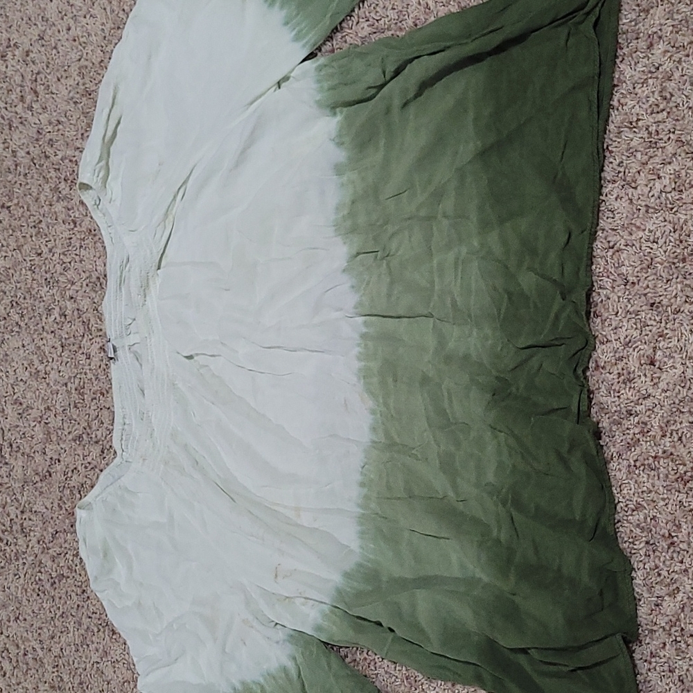 Est. 1946 green ombre with bell sleeves size 28